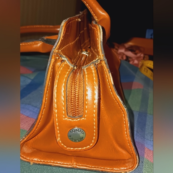 Tommy Hilfiger Women's Vintage Handbag - Picture 2 of 7